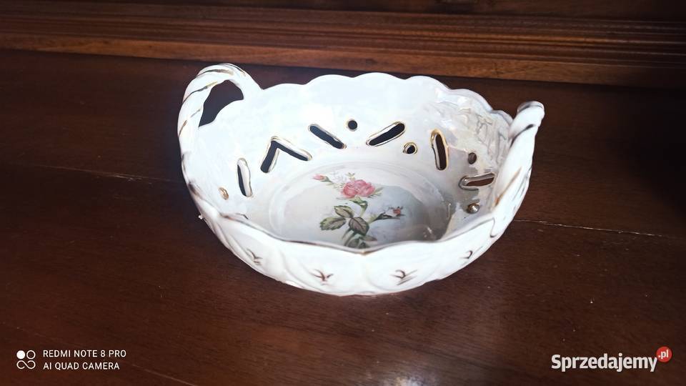 Patera MiseczkaZ uchwytami Złocona i opalizowana pomorskie