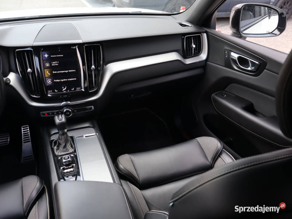 Volvo XC60 T4 biały Katowice