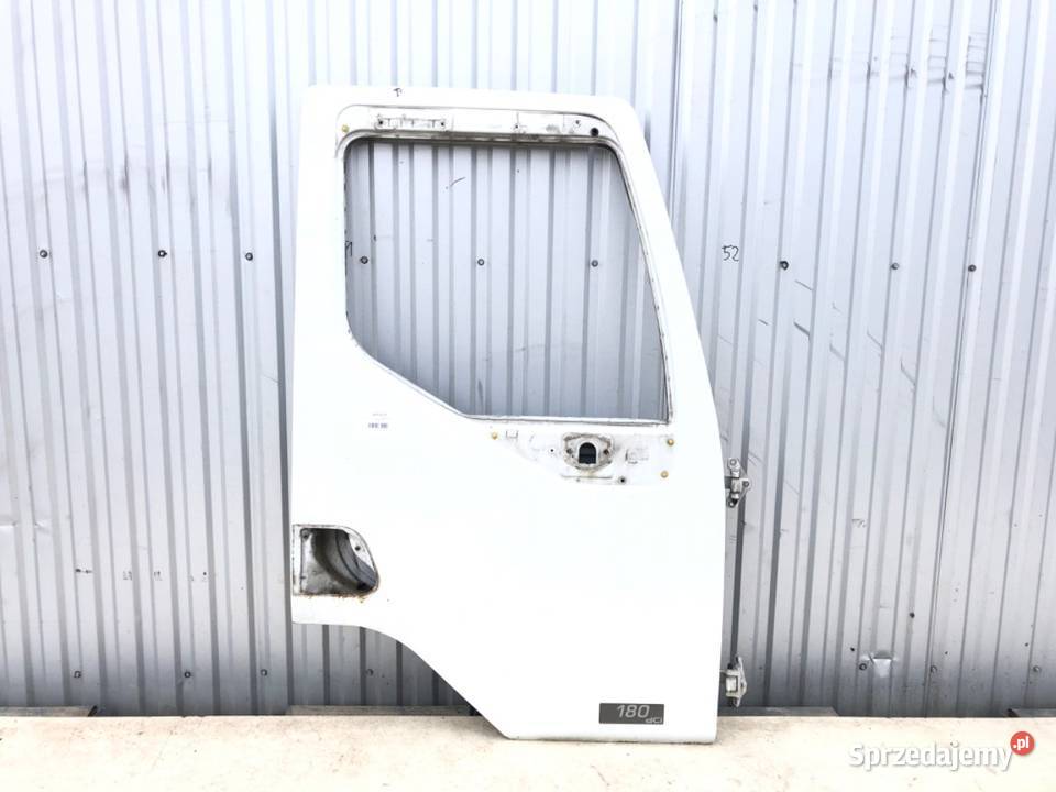DRZWI PRAWE RENAULT TRUCKS MIDLUM Hatchback Drzwi sprzedam