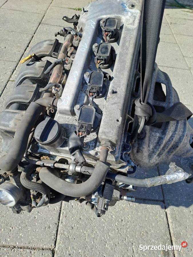 Toyota Corolla E12 14 VVTi 97 silnik kompletny Rok produkcji 2006