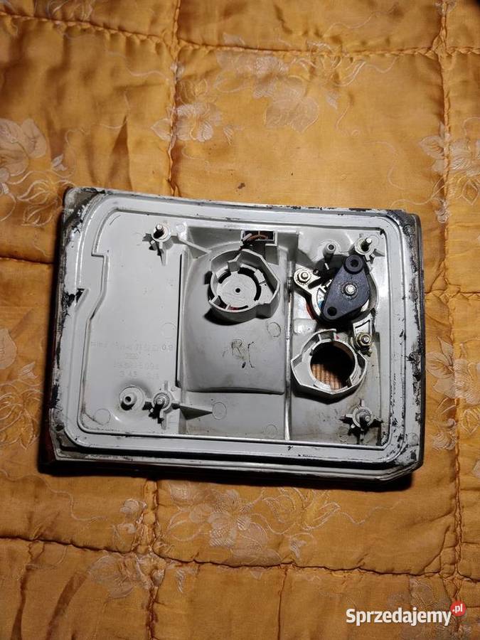 Lampa tylna audi 80 Lampy tylne małopolskie Kraków sprzedam