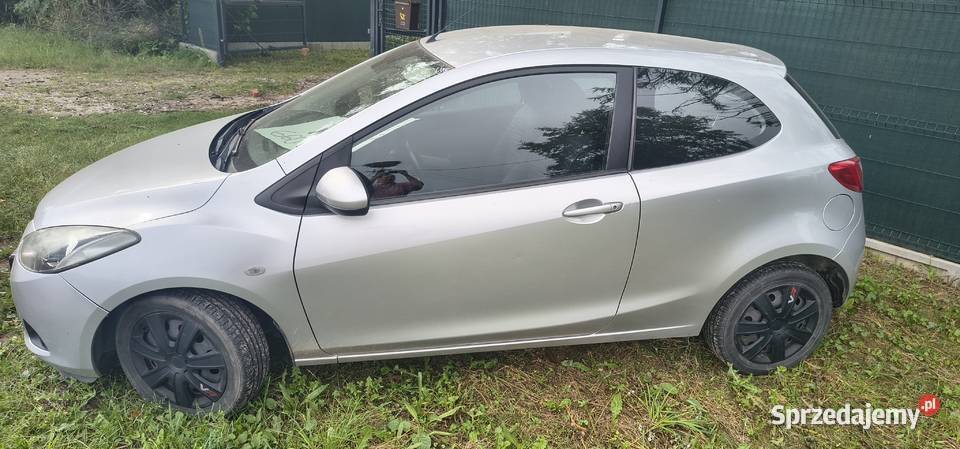 Bezwypadkowa Mazda 2
