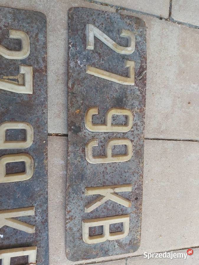 Tablice retro z czasów PRL dwie sztuki jako Wola Dębińska