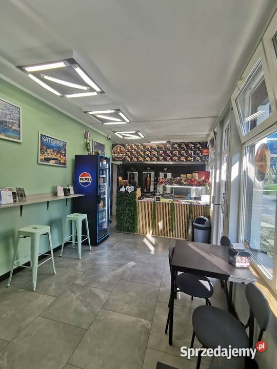 Lokal na sprzedaż 50m wynajęty inwestycja Ilość pomieszczeń 2 Siemianowice Śląskie