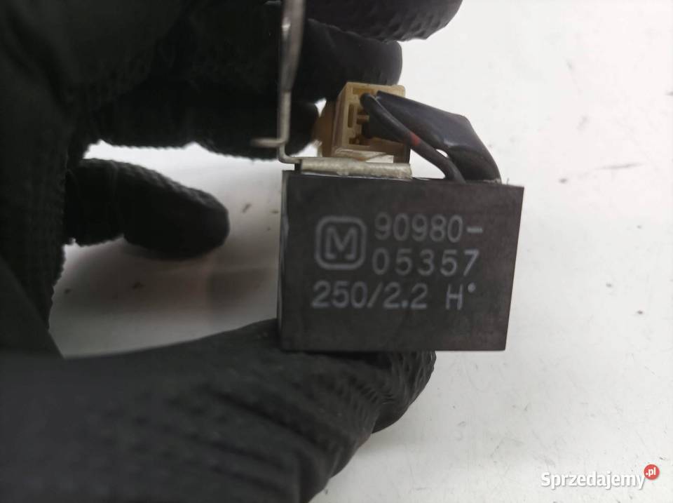 CZUJNIK SENSOR FILTR 9098005357 Toyota Auris I osobowe Czujniki