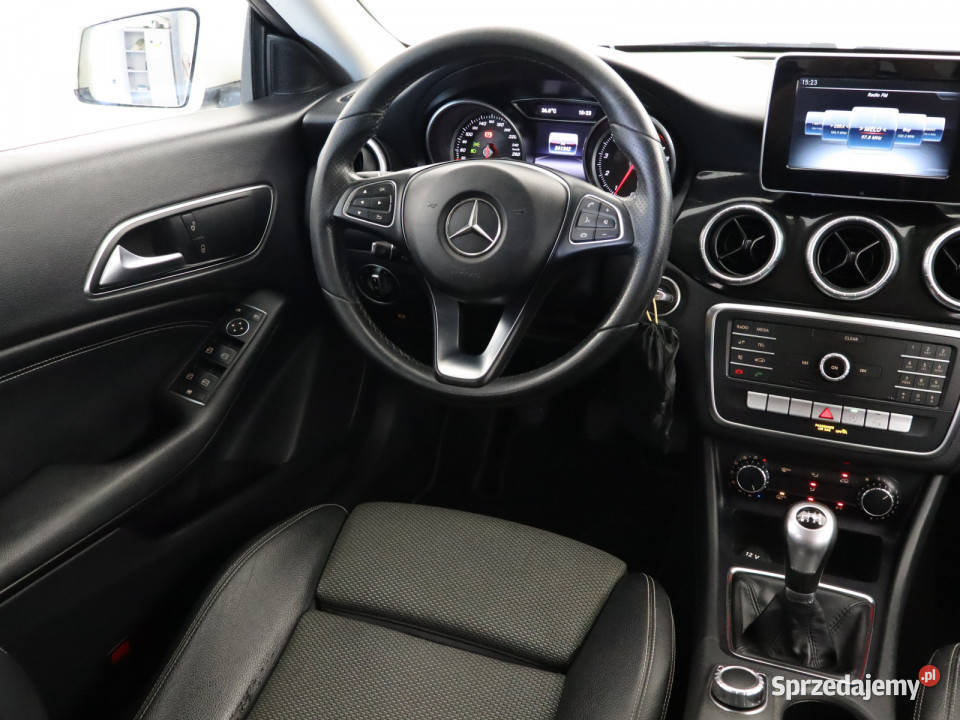Mercedes CLA 200 czujnik deszczu sprzedam
