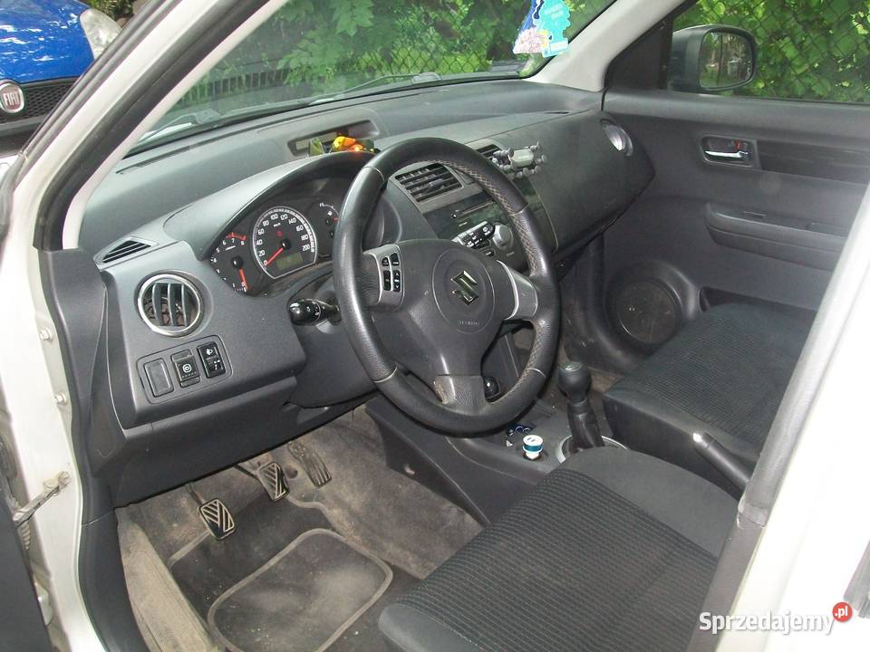 Sprzedam Suzuki Swift 4x4 benzynagaz sprzedam