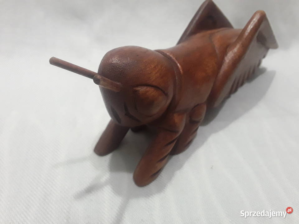 FIGURKA SZARAŃCZA KONIK POLNY DREWNO RZEŻBA lubelskie Zamość