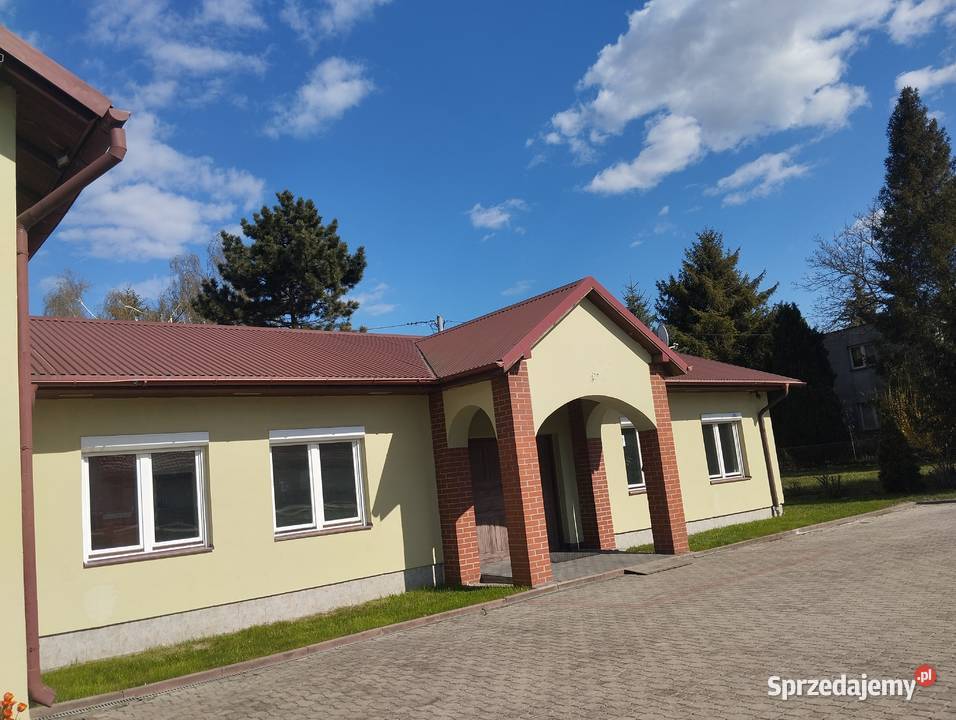 Budynek handlowo-usługowy