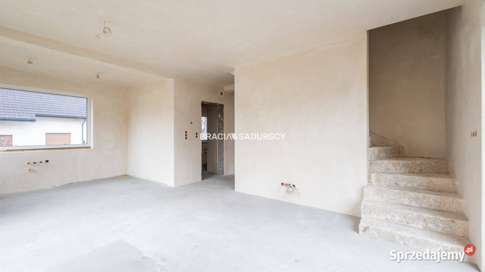 Dom wolnostojący 10142m2 Zagacie Skowronki