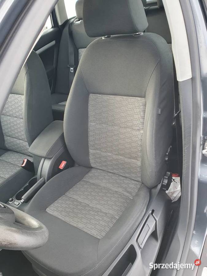 SKODA OCTAVIA 14 TSI 2011 102 Krajowy Oryginał śląskie Katowice sprzedam