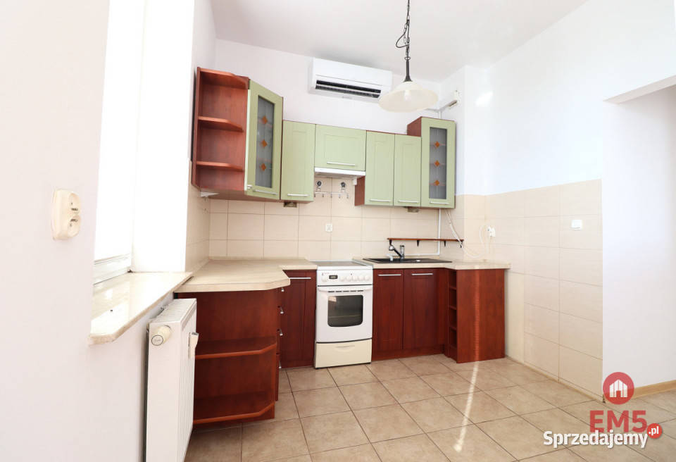 sprzedaży mieszkania 582m2 3 pok Nowinka