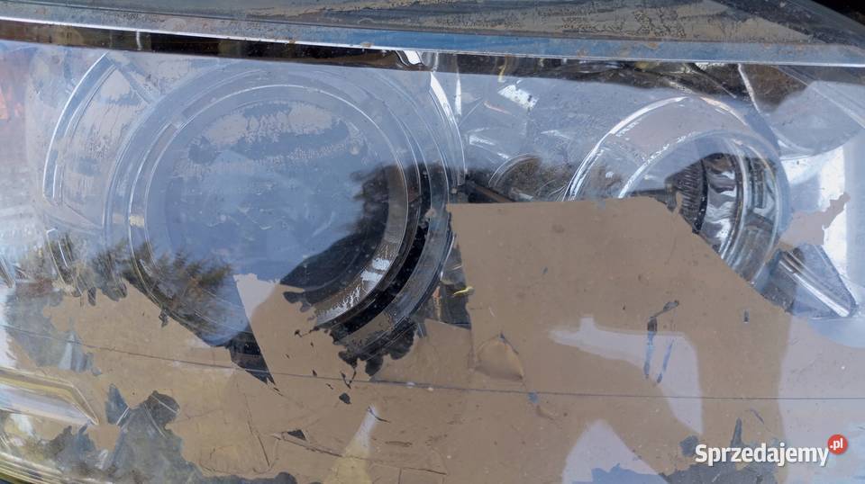 LAMPA PRAWY PRZÓD EUROPA XENON MERCEDES W204 C Nowy Tomyśl
