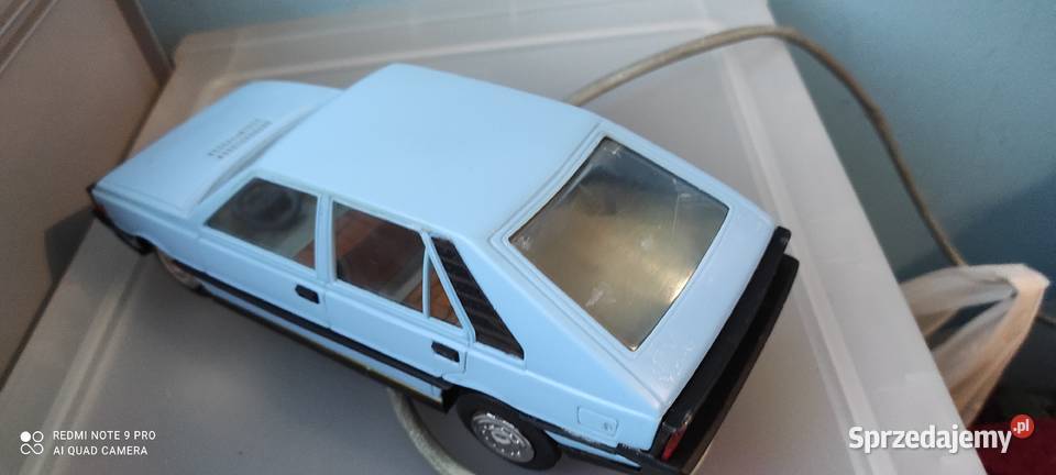 Polonez CZZ sterowany na kabel PRL Gniezno