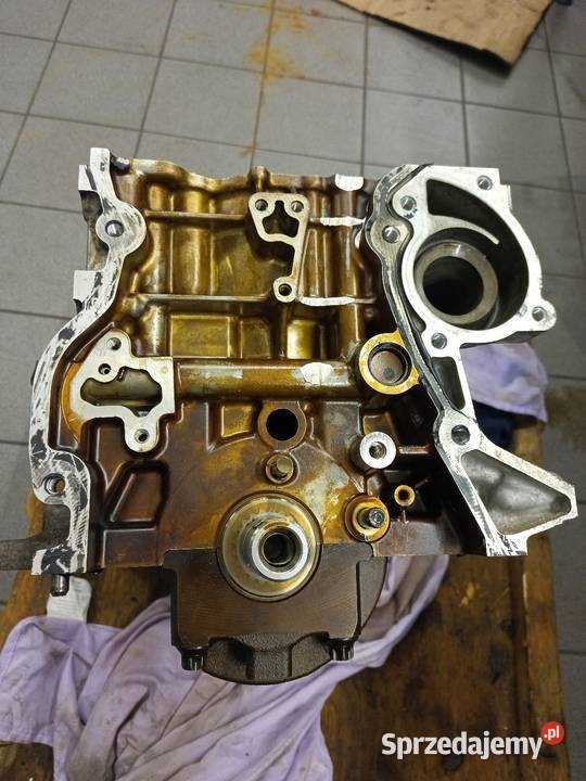 Blok dół silnika 1 2tce 5HF F408 Radom