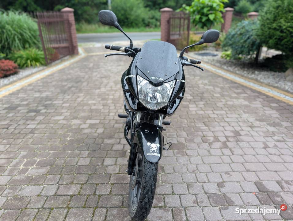 Honda CB 125F
