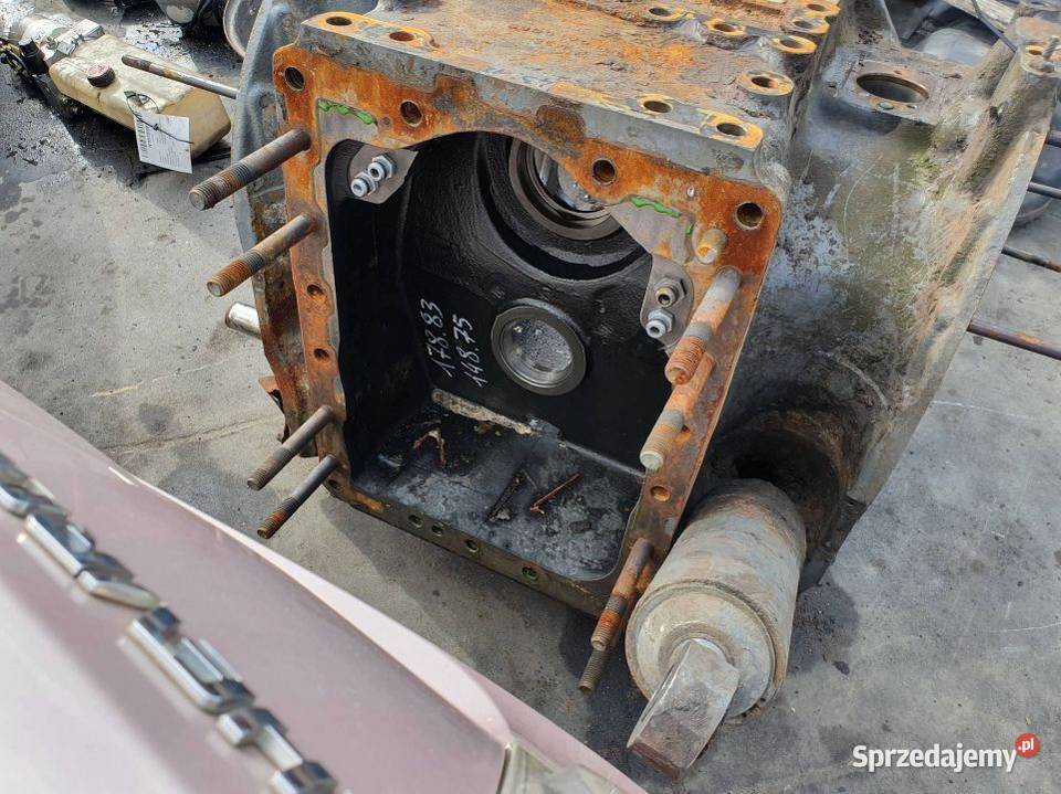 OBUDOWA TRAKTOR FENDT 926 VARIO 660102004