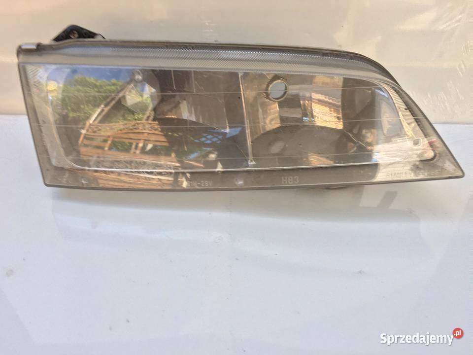 HONDA ACCORD PRAWA LAMPA PRZÓD Ostroróg