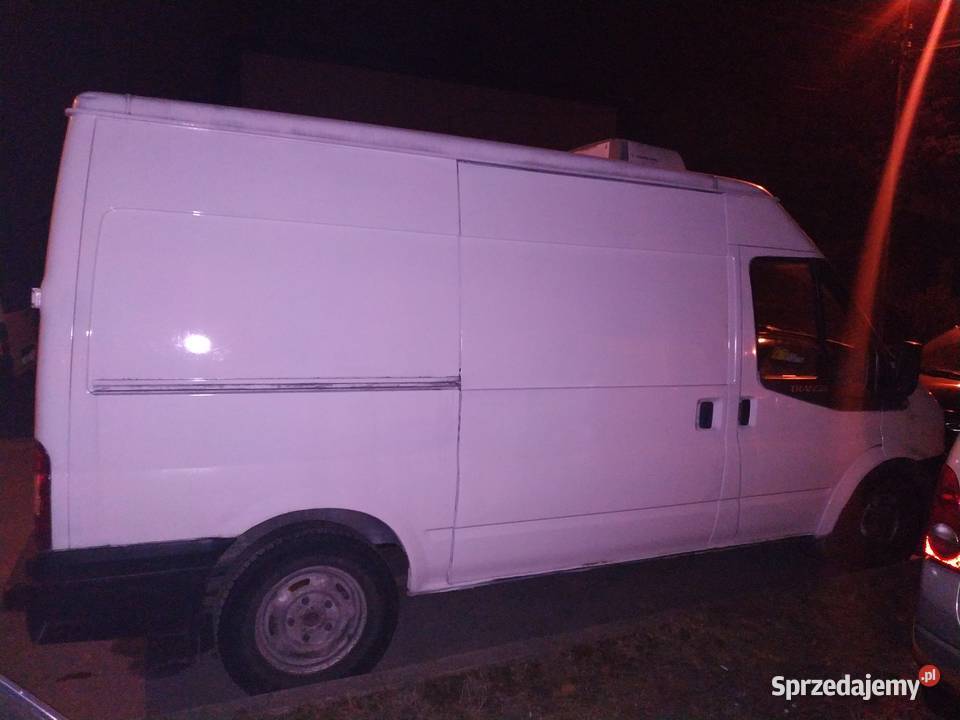 Ford Transit 22TDCi chłodnia izoterma Blaszak nieuszkodzony Ford Ostrowiec Świętokrzyski