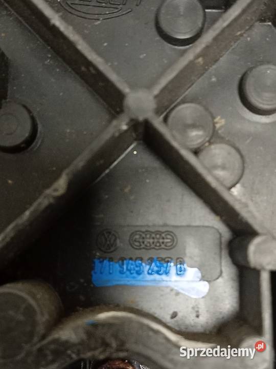 Prawa tylna lampa VW Caddy Golf 1 Pickup OEM wielkopolskie