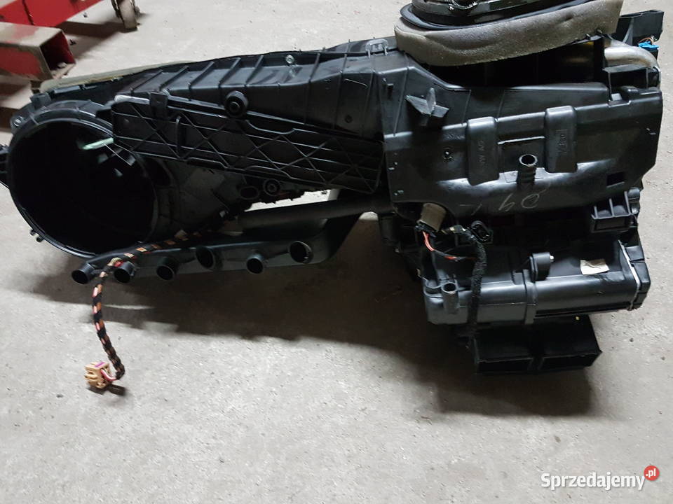 VW GOLF V KOMBI JETTA NAGRZEWNICA CHLODNICZKA Turkowice