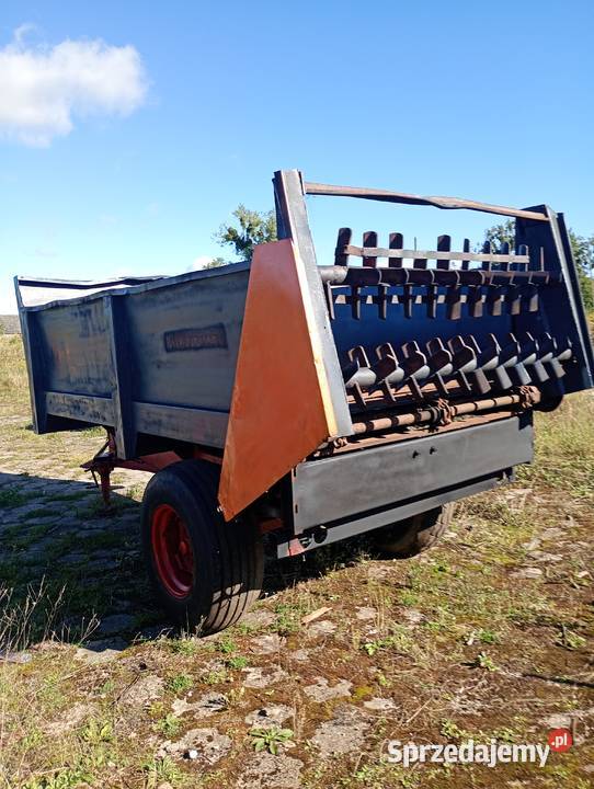 Rozrzutnik obornika Kiwity