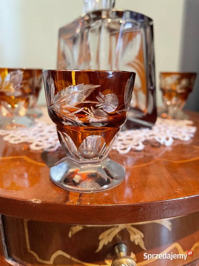 Karafka z kieliszkami z krysztalu Bohemia Moser Jelenia Góra
