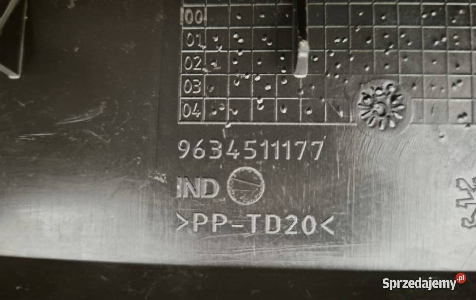 KRATKA NAWIEWU ŚRODKOWA PEUGEOT 307 9634511177 świętokrzyskie Działoszyce sprzedam
