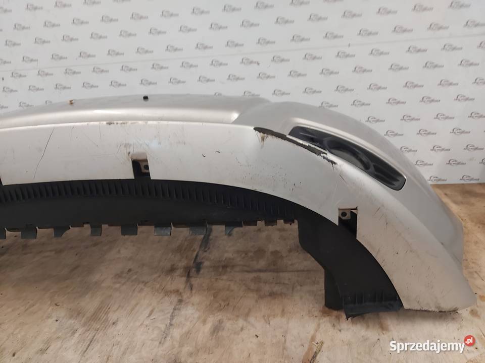 VOLVO V50 RDESIGN 12r zderzak przód osobowe Kielce sprzedam