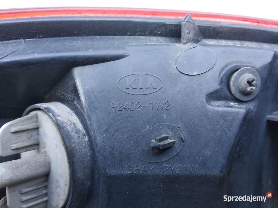 Kia Rio III 3 lampa tył tylna prawa narożna w łódzkie Sieradz