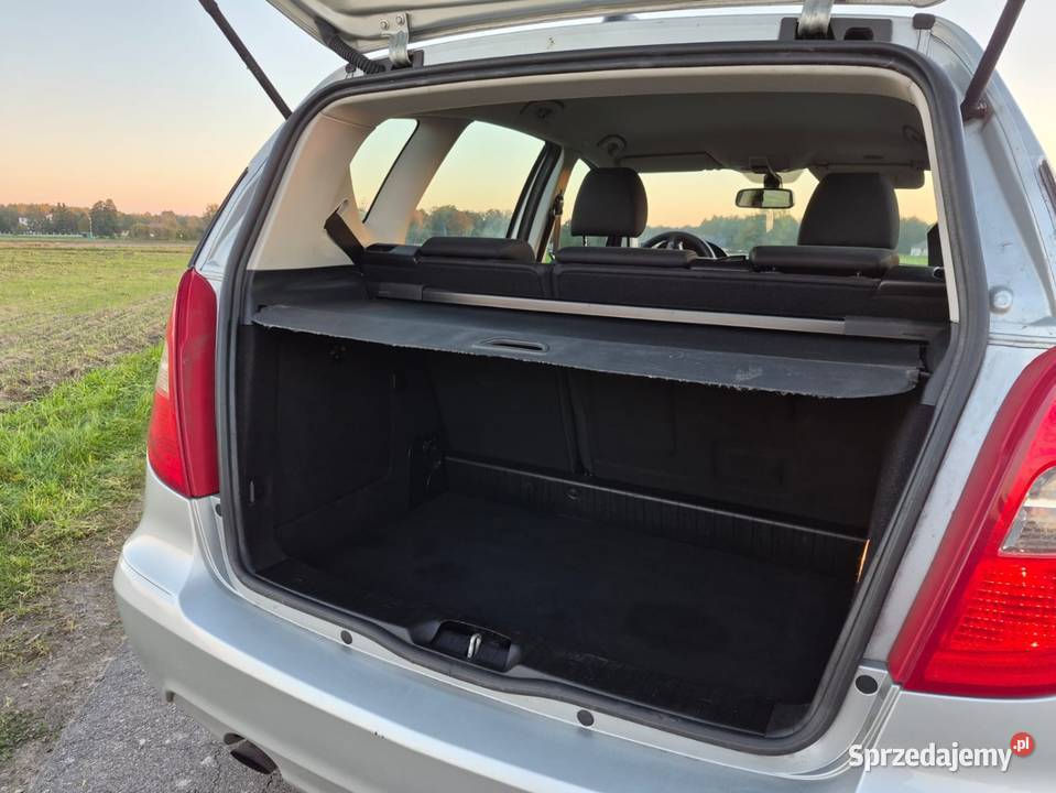 Mercedes a 160 blueefficiency 10r lift Łódź
