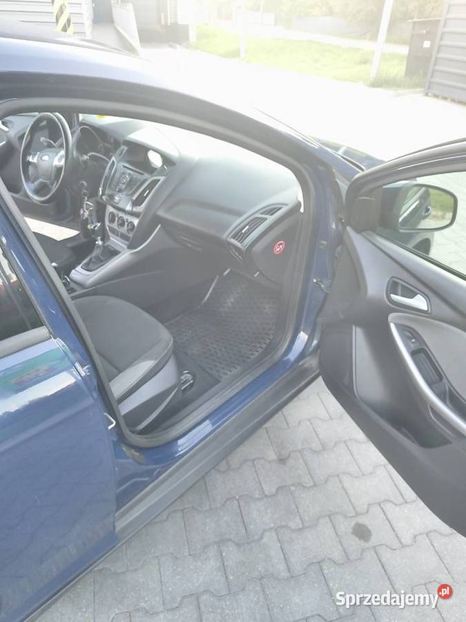 Ford Focus Kombi KONIEC 2014 Polski Salon W nieuszkodzony Koło