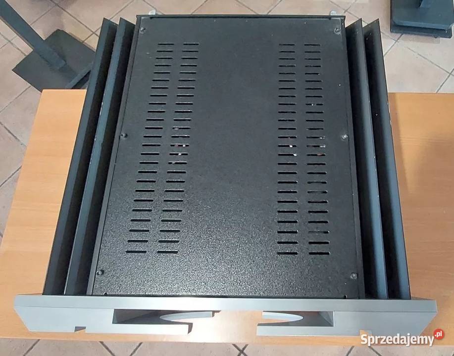 Pass Labs XA 305