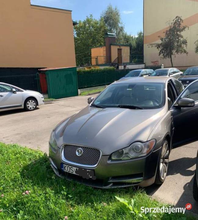 Jaguar XF premium luxury błąd skrzyni biegów bluetooth