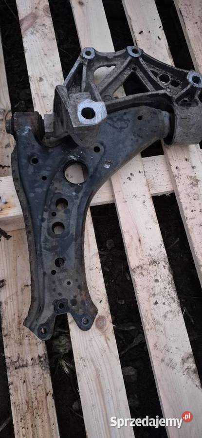 Wachacz lewy Vw Polo 9N Słupsk