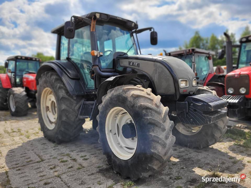 Valtra N121 traktor 137 Zaklików sprzedam
