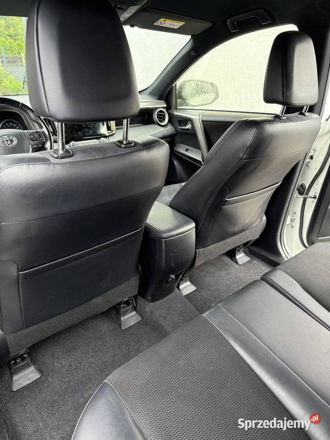 Toyota RAV4 20 D4D 143 2016 Biała perła 177 diesel Racibórz