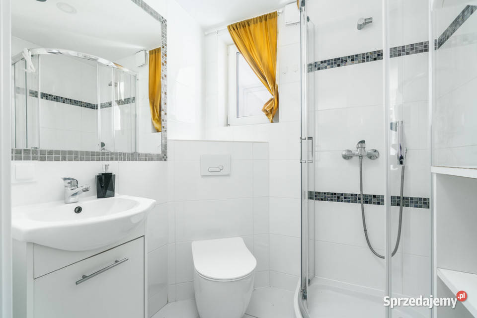 Rentowny biznes 7 murowanych domków Nieruchomości Rewal