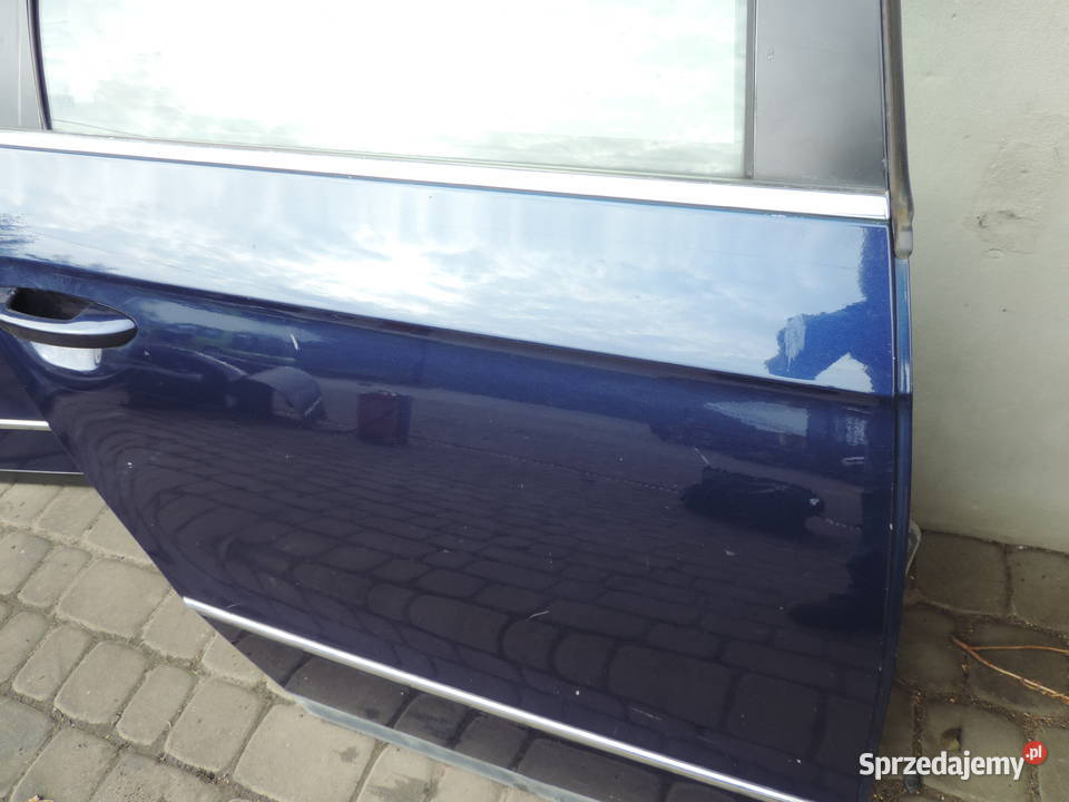 VW PASSAT B6 KOMBI DRZWI PRAWE PRAWY TYŁ TYLNE Nowy Sącz
