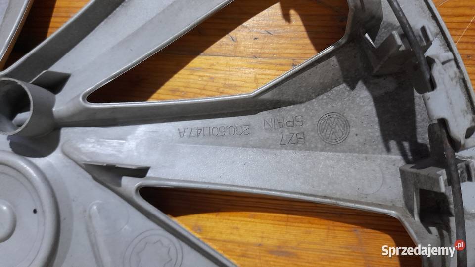 ORYGINALNE KOŁPAKI 4sztuki 15 VW POLO VI wielkopolskie sprzedam