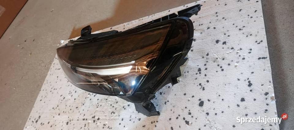 Lampa Clio V lewa osobowe Brześć Kujawski