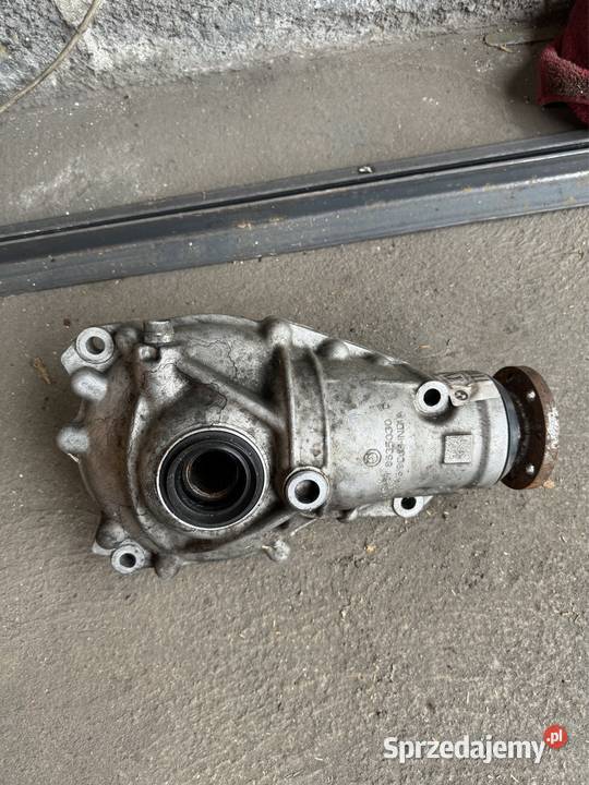 BMW OE 8635030 most dyfer osobowe Części samochodowe Poznań