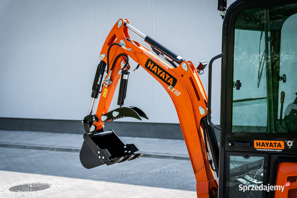 Koparka MiniKoparka 18T KUBOTA Skrętne ramie Warszawa sprzedam