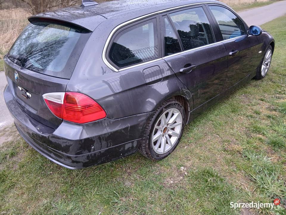 BMW 325xi 30 N53B30A manual xenon hak 218 4x4 Szczerbice