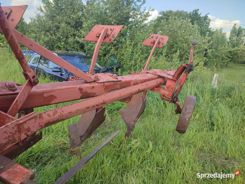 Sprzedam pług 3 skibowy nieuszkodzony Szprudowo sprzedam