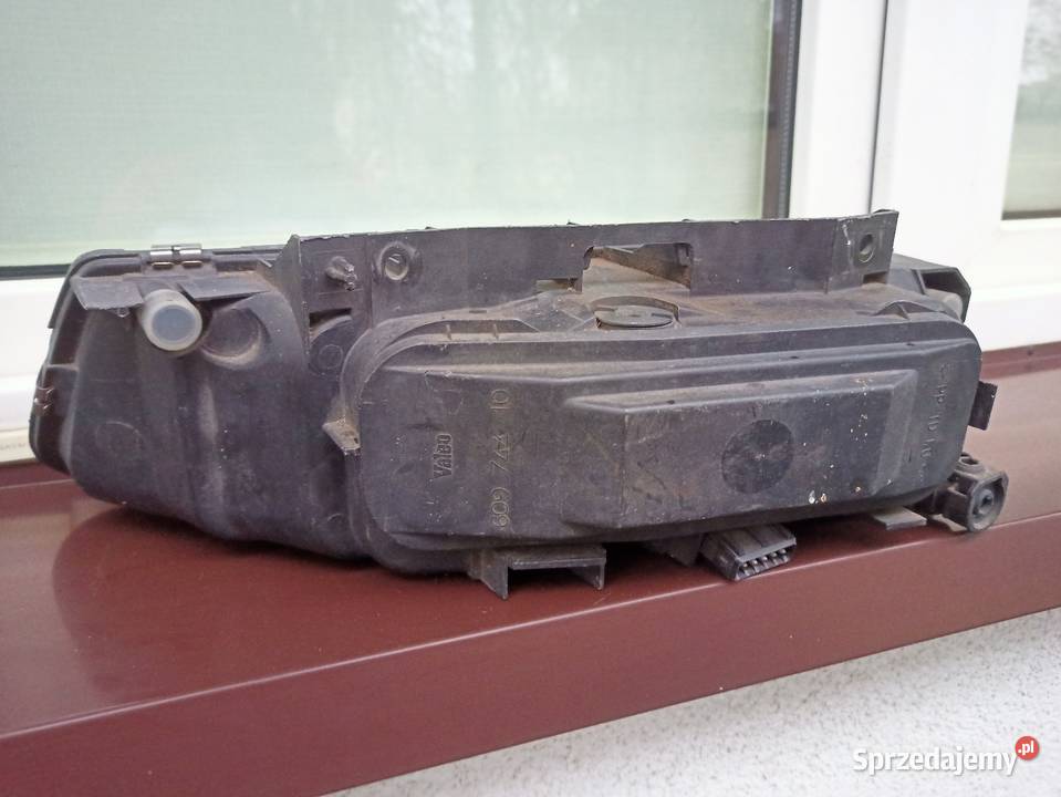 Citroen Xantia X1 lampa przednia prawa reflektor Sieradz