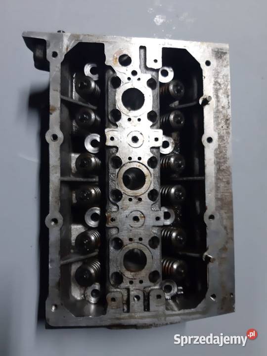 Głowica VW 12 MPI 12V 03E103373C Suchedniów