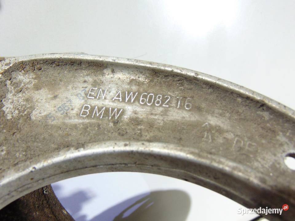 PIASTA ZWROTNICA WAHACZ BMW F10 20 D osobowe sprzedam
