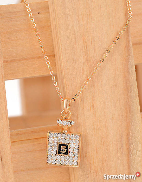 Wspaniały komplet Chanel 5 Wisiorek i kolczyki Katowice