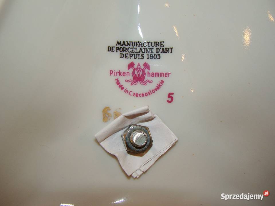 MISA NA PRZYSTAWKI De Porcelaine DArt Depuis wielkopolskie